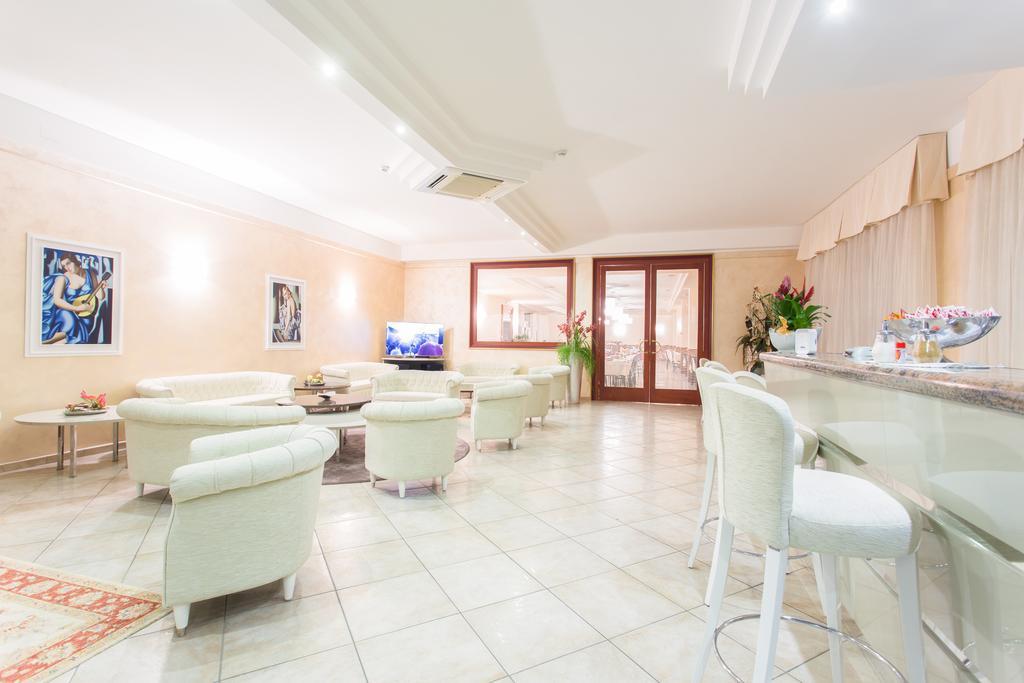 Hotel Continental Gatteo a Mare Ngoại thất bức ảnh